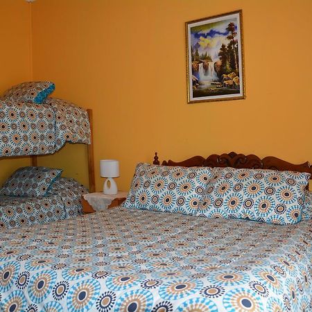 Hostal Maygus ลาเซเรนา ภายนอก รูปภาพ